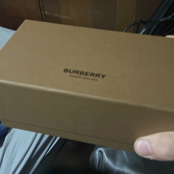 Burberry glasses - Picture 1 of 4